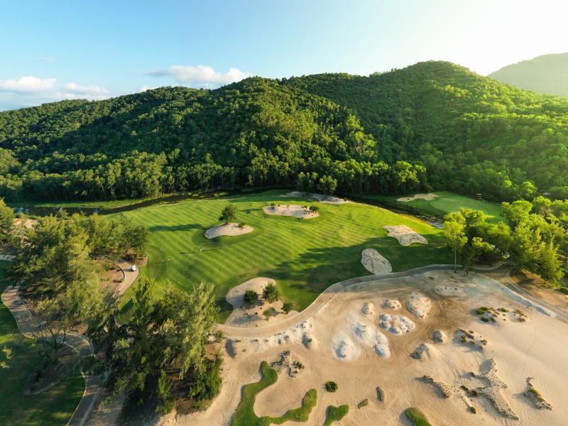 Danang - Hue Golf Tour 4 Days Danang - Hue Golf Tour 4 Days