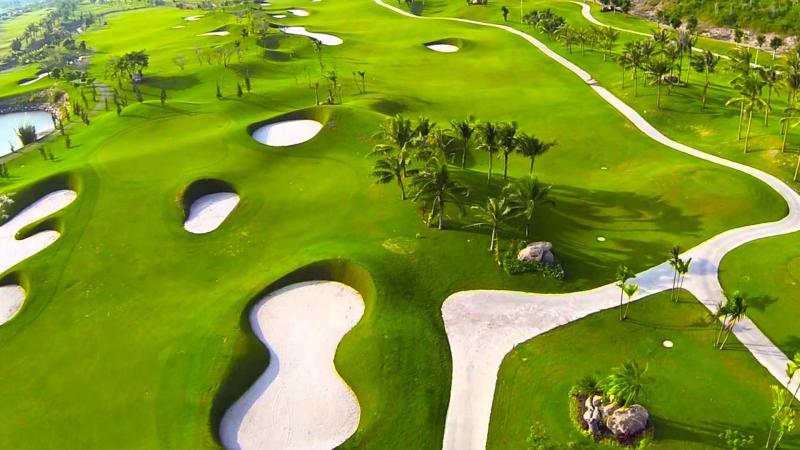Saigon – Nha Trang Golf Tour 7 Days Saigon – Nha Trang Golf Tour 7 Days
