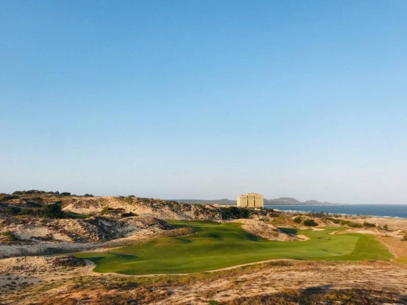 Saigon - Phan Thiet Luxury Golf Tour 6D5N Saigon - Phan Thiet Luxury Golf Tour 6D5N